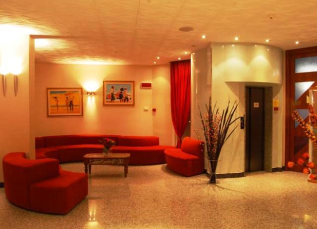 Hotel Meripol Alba Adriatica Ngoại thất bức ảnh