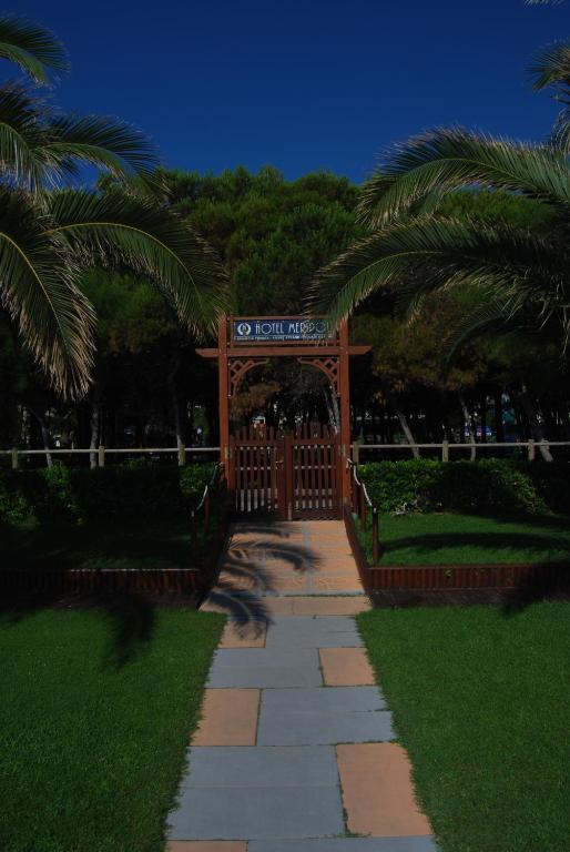 Hotel Meripol Alba Adriatica Ngoại thất bức ảnh