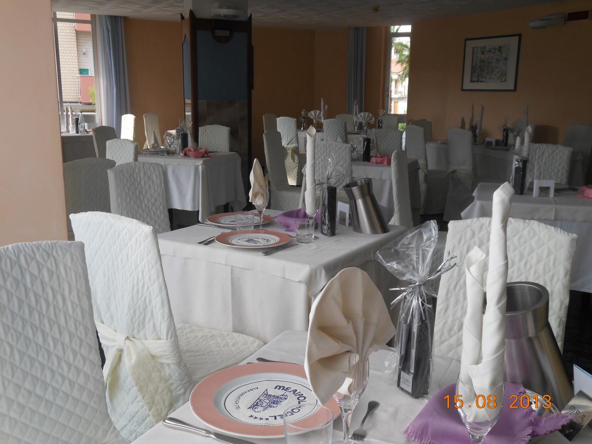 Hotel Meripol Alba Adriatica Ngoại thất bức ảnh